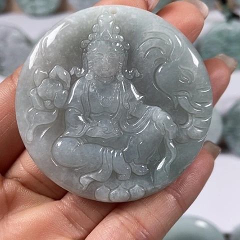 翡翠颈饰未镶嵌普贤菩萨福利翡翠