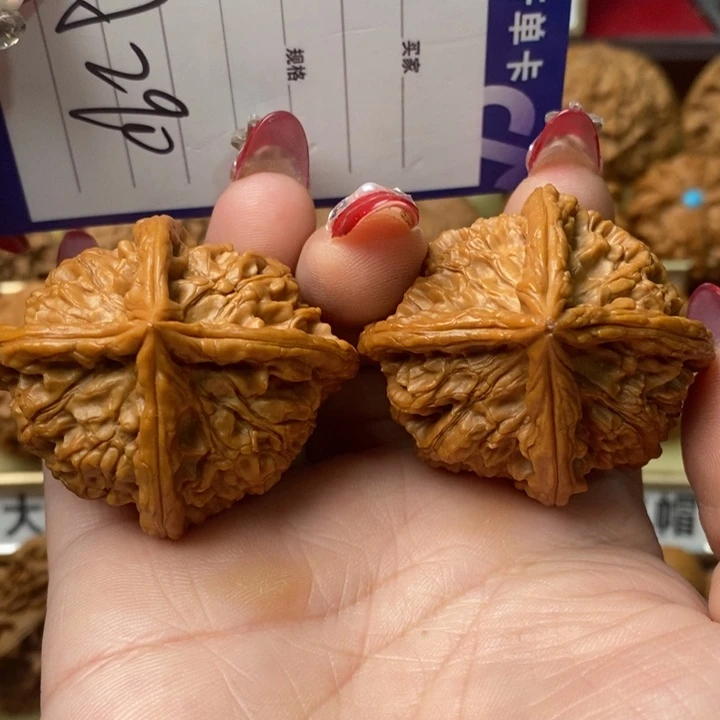 把件桃核精品大四棱