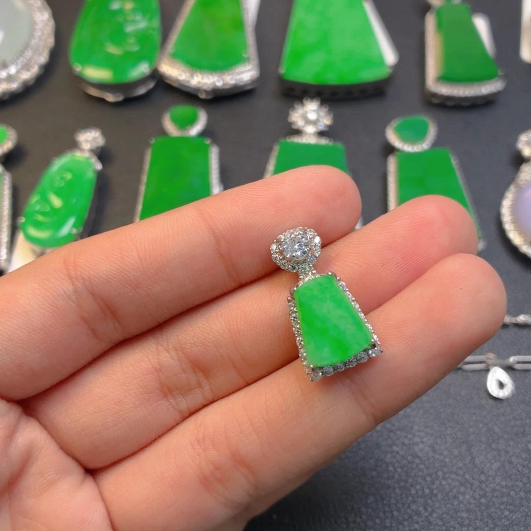 翡翠银S925镶嵌颈饰