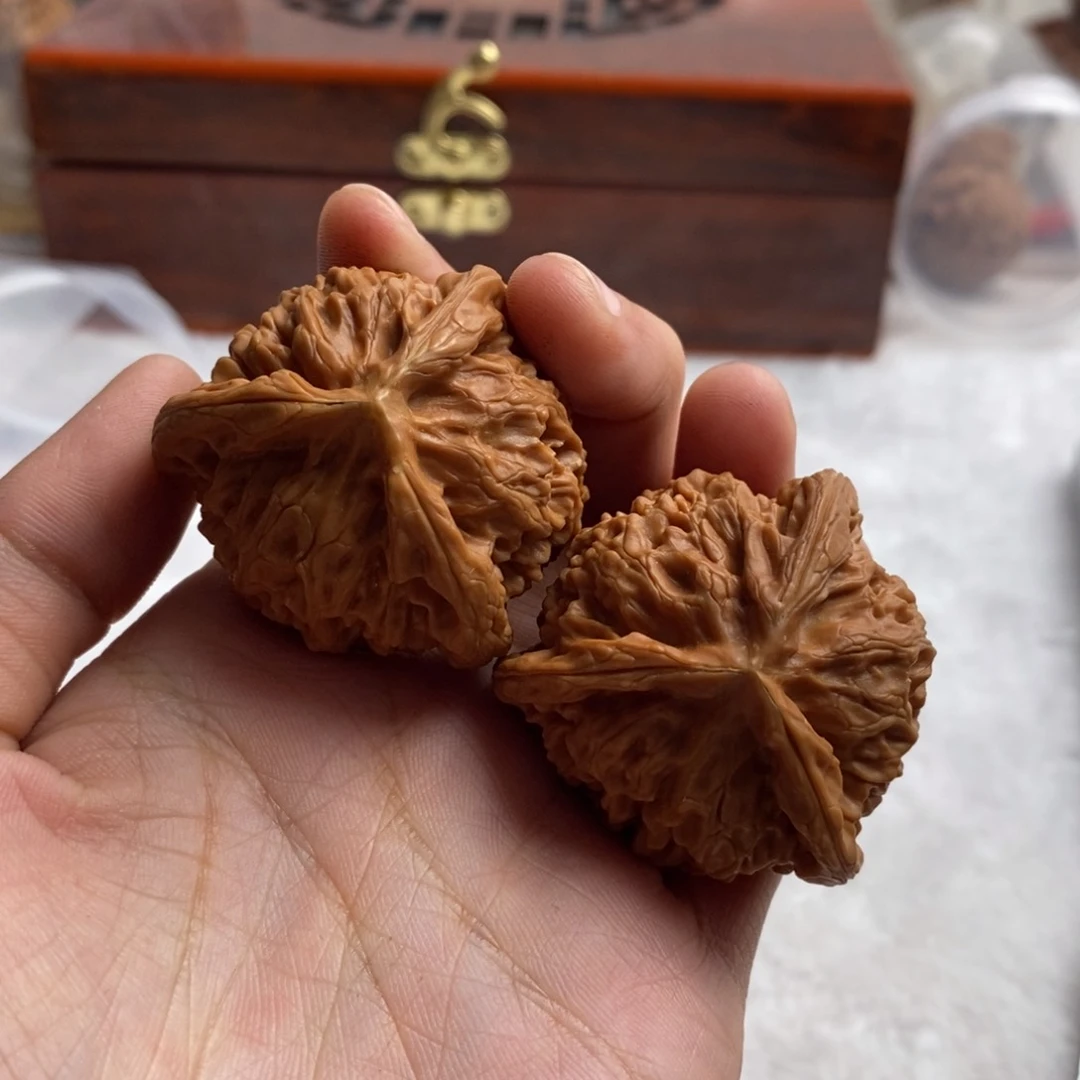 文玩核桃吊坠我**我宫灯