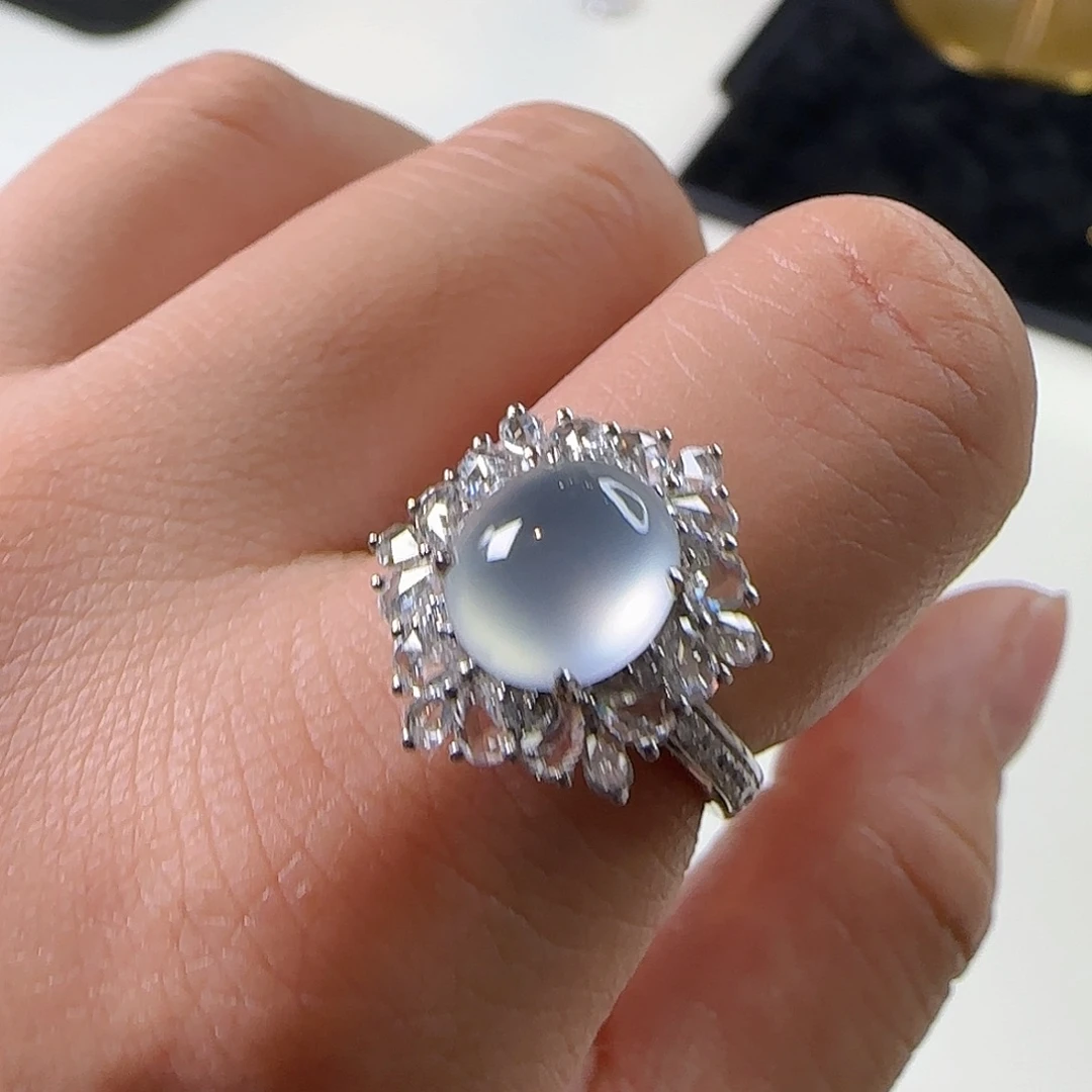 翡翠18K金镶嵌戒指天然翡翠