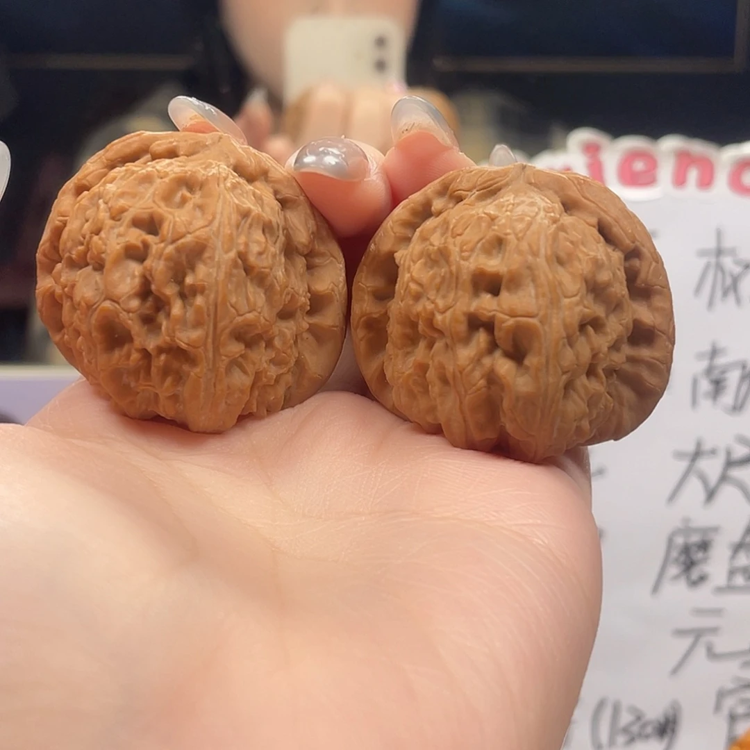 桃核吊坠43尺全品三角白