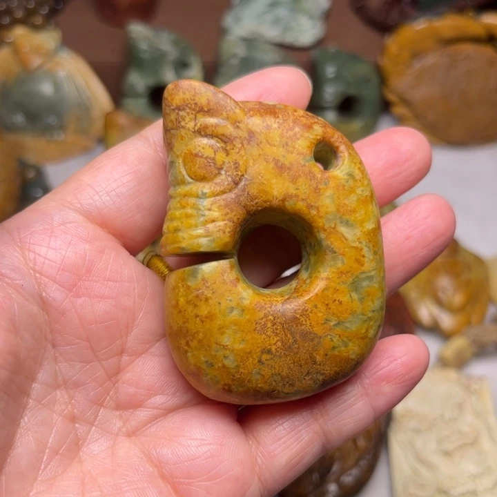 用***0岫岩河磨玉（透闪石质玉）未镶嵌珠宝奇石