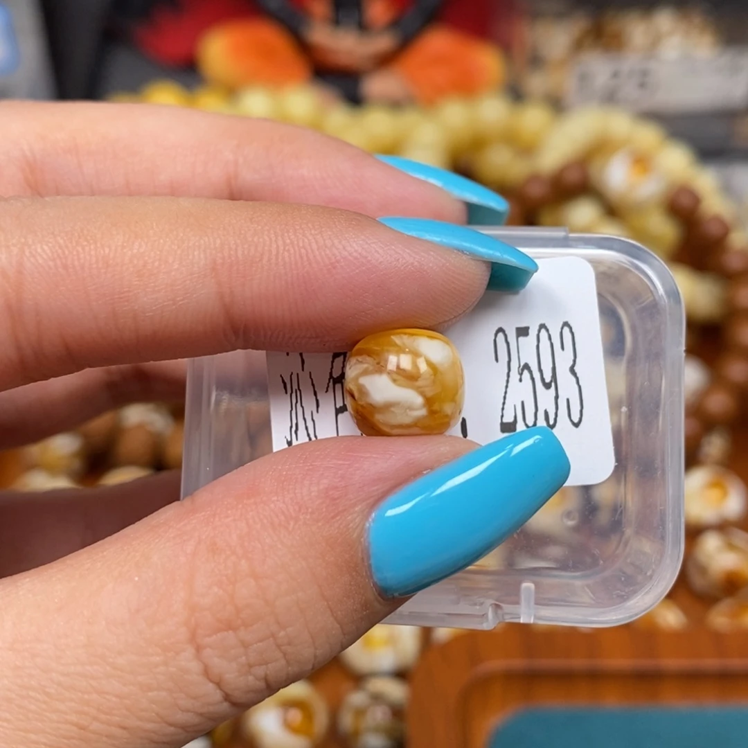 蜜蜡未镶嵌珠宝奇石2593