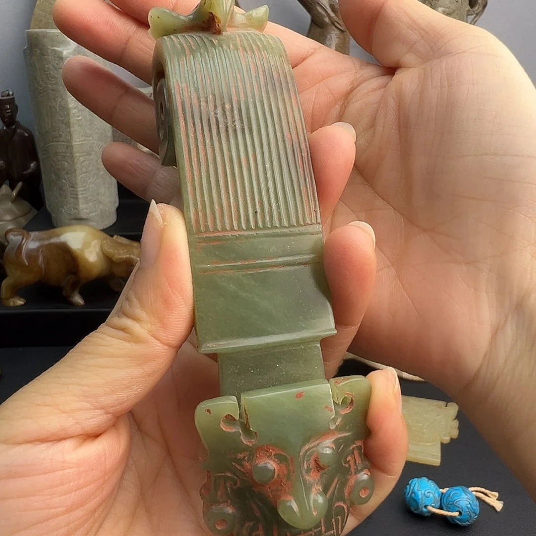 未镶嵌和田玉挂件郁