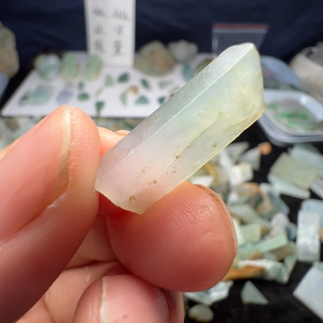 翡翠裸石缅甸翡翠A货