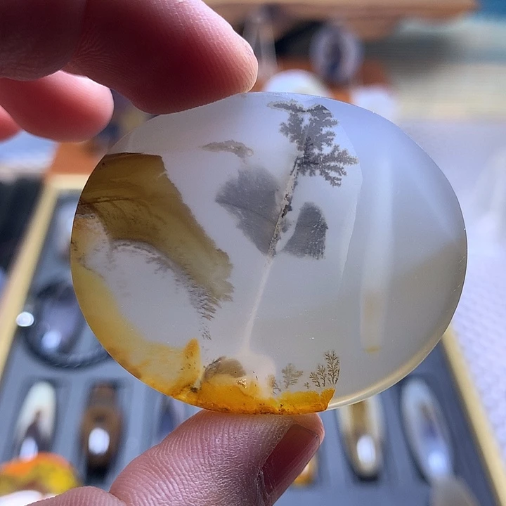 玛瑙/玉髓未镶嵌颈饰