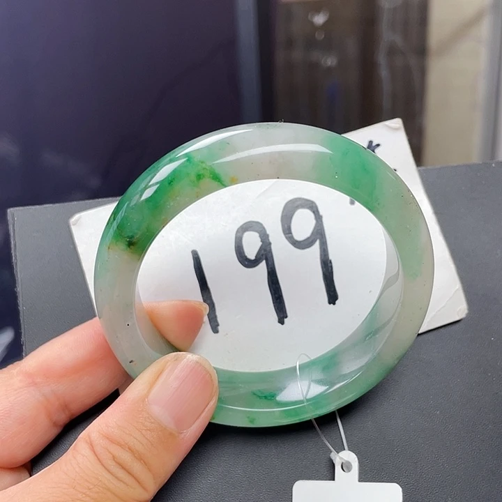 石英质玉手镯未镶嵌瑶55