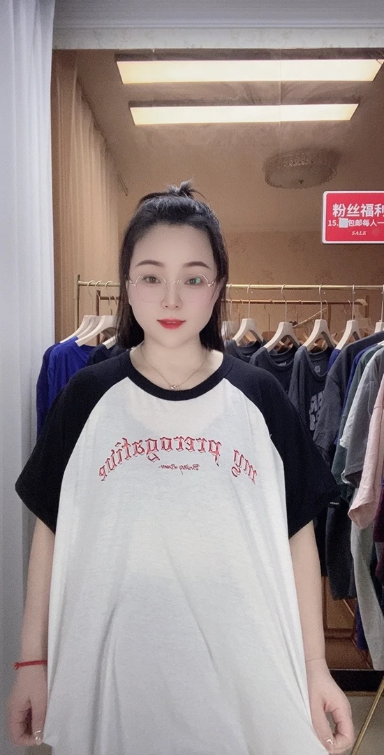 外贸纯棉大码T恤白色黑袖拼接小红字母