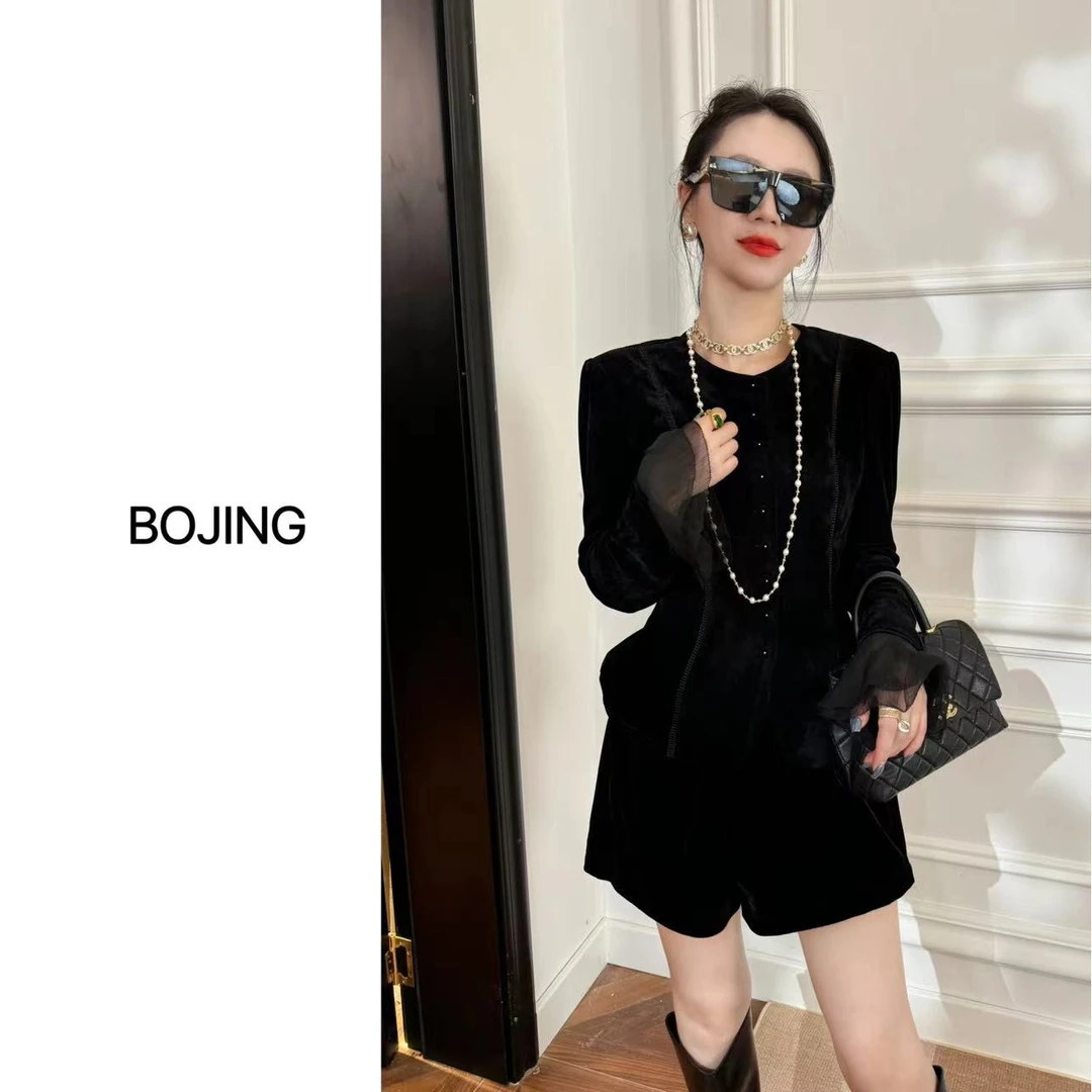 现货【心语】新中式丝绒拼接显瘦气质网红黑色秋冬上衣