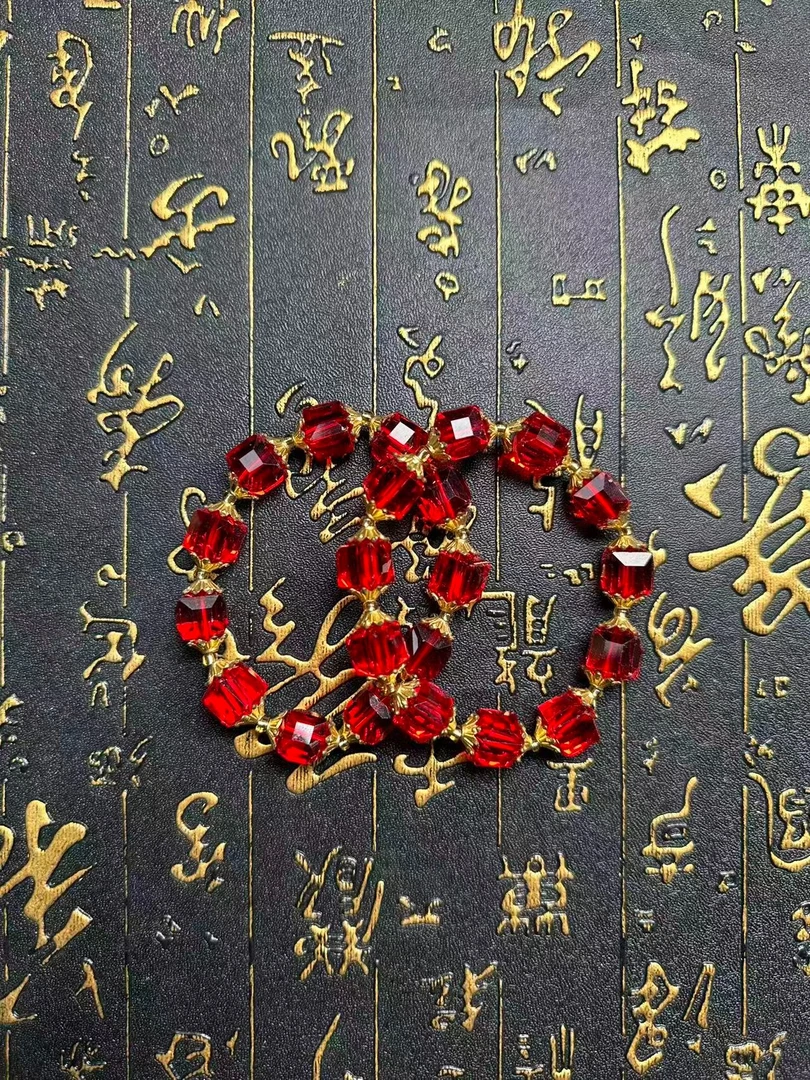 A1链接定制精美雕刻男女通用饰品