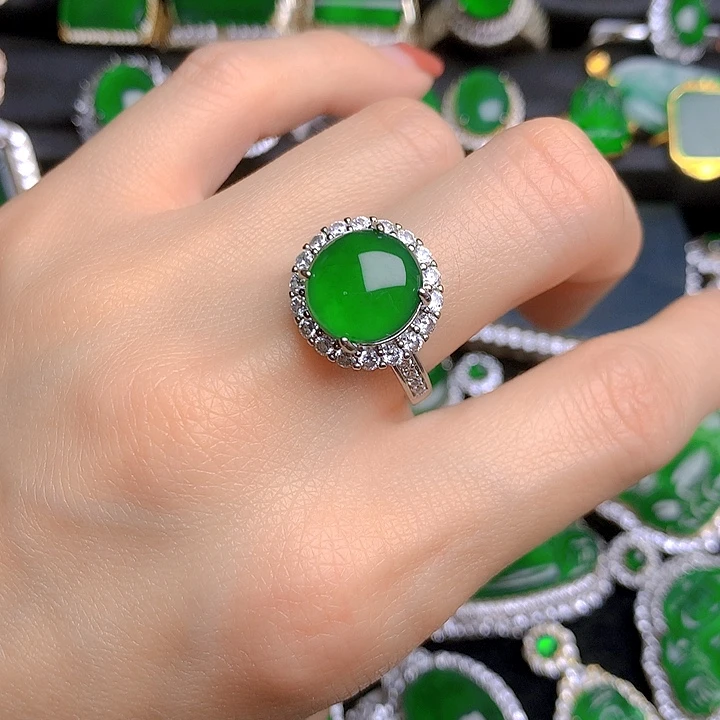 翡翠未镶嵌戒指戒指