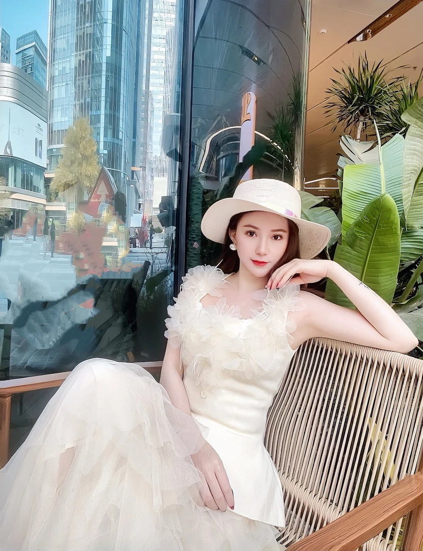 【JUN·BABY定制】蕾丝花朵拼接背心女V领单排扣修身洋气打底上