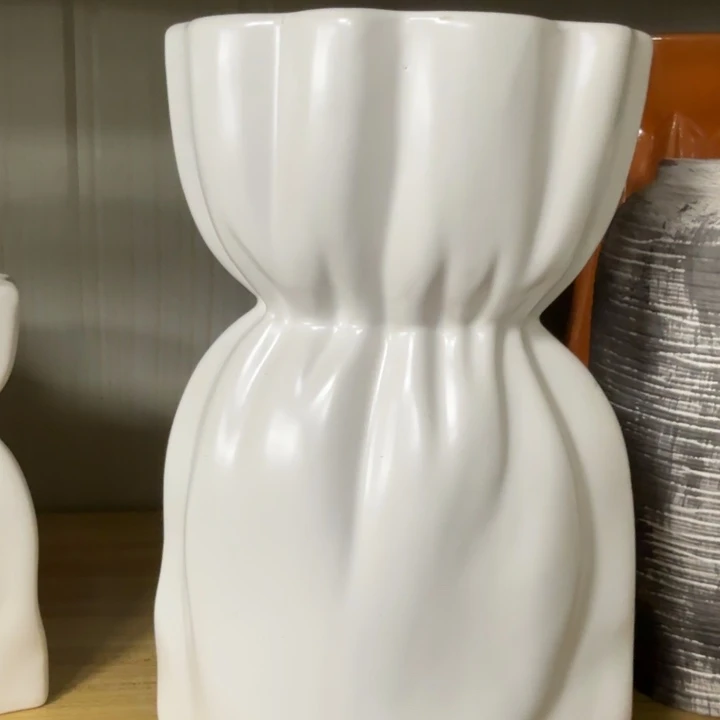 好看的花瓶赶紧搂