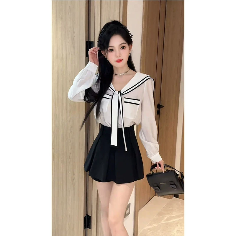 超火早秋穿搭新款套装女2025设计感法式飘带海军领上衣裙裤两件套