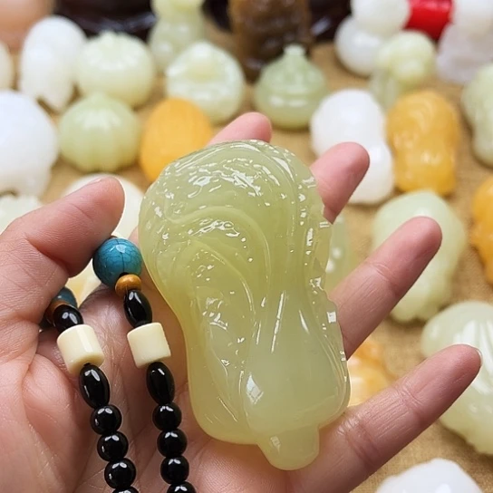 一***诺玉天然玉石手把件