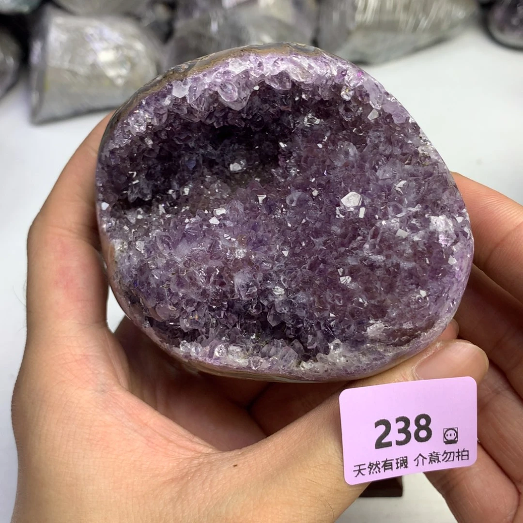 未镶嵌水晶大型摆件（非配饰）