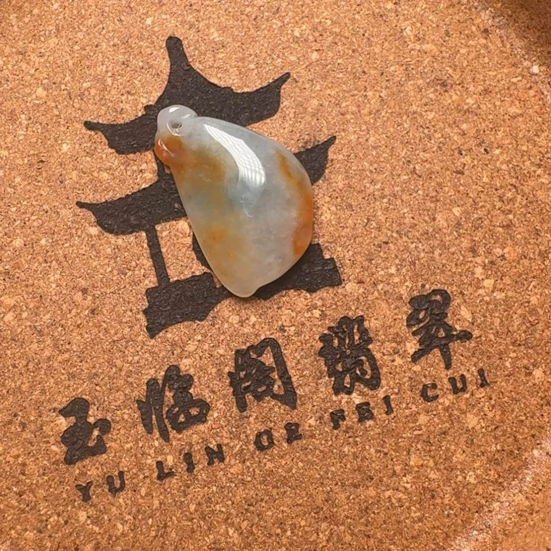 翡翠未镶嵌颈饰翡翠洒金特色福瓜