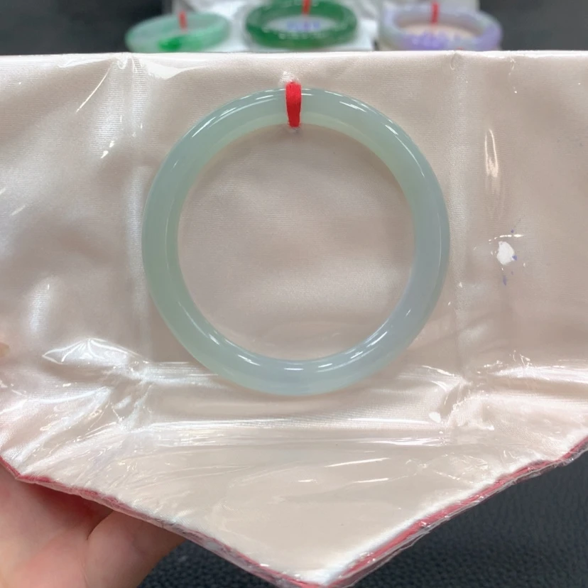 【闪购商品】翡翠手镯未镶嵌翡翠