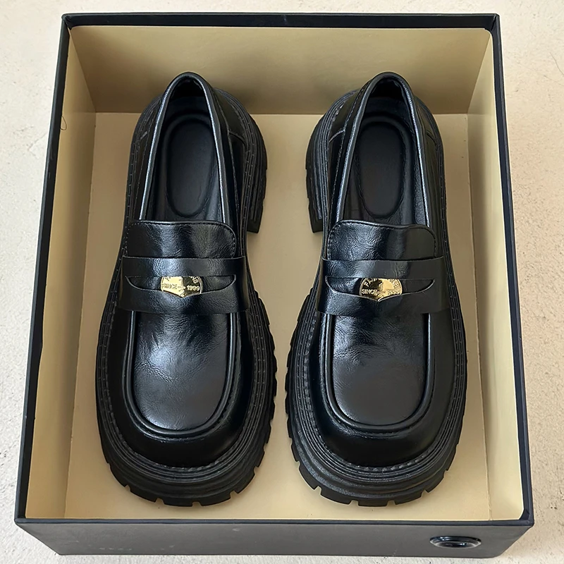 网红小众设计皮带扣一脚蹬时尚休闲鞋女2025年春季新款韩版女鞋