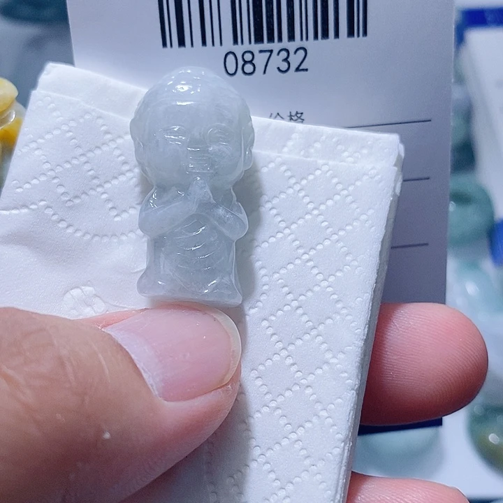 翡翠未镶嵌颈饰天光墟翡翠市场现金代购