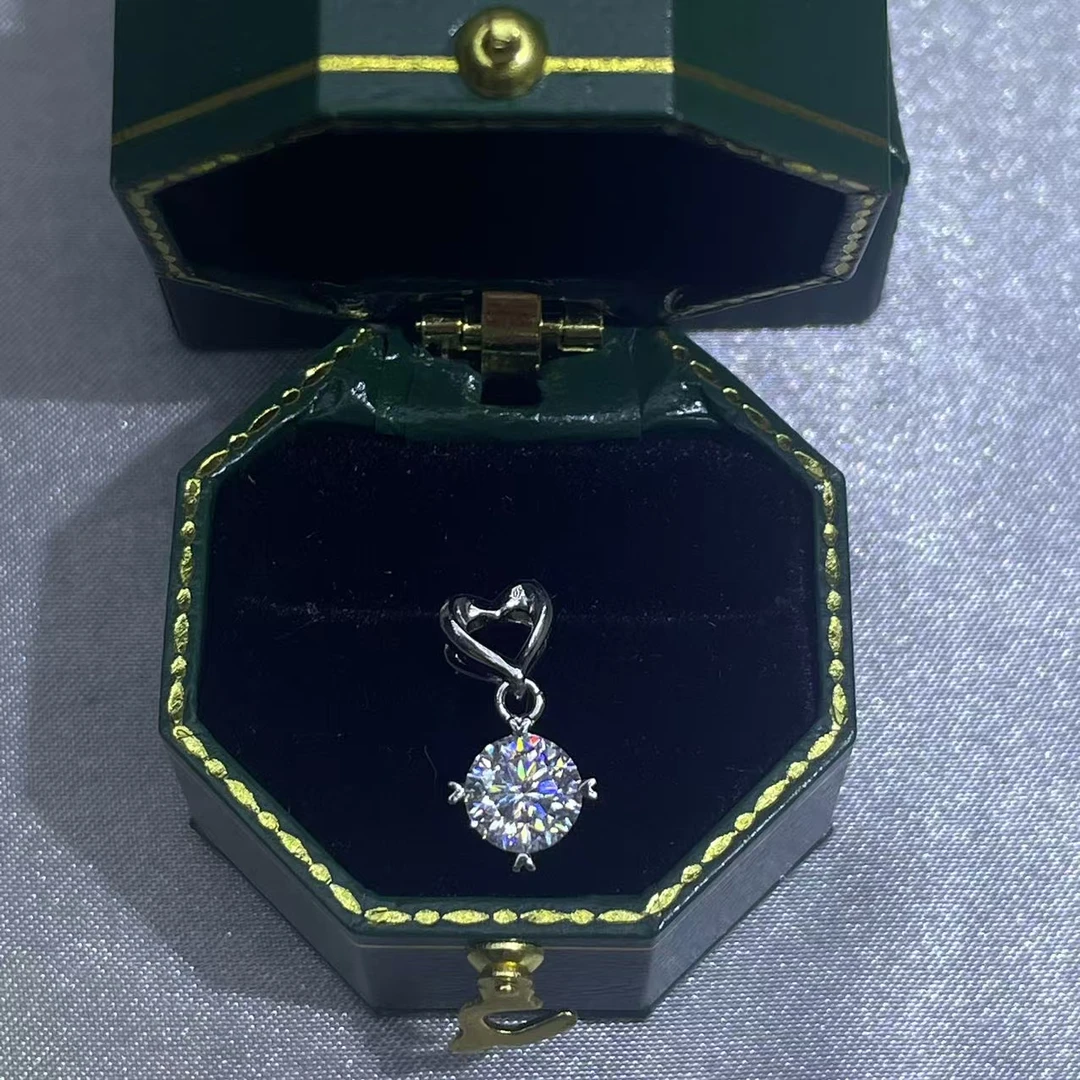 【众星甄选】 吊坠【南非】心心相印吊坠1.CT【B】