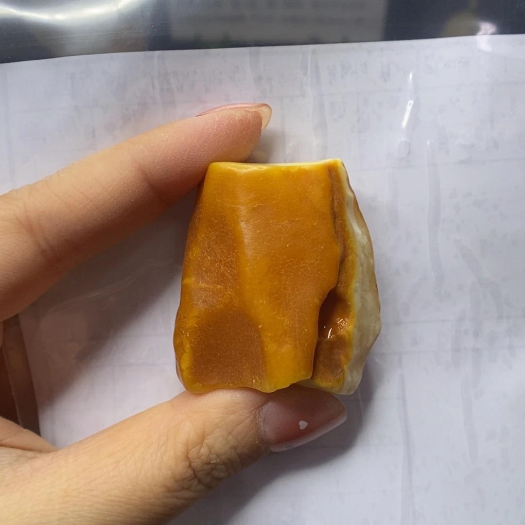 楚***岩定制蜜蜡未镶嵌郎