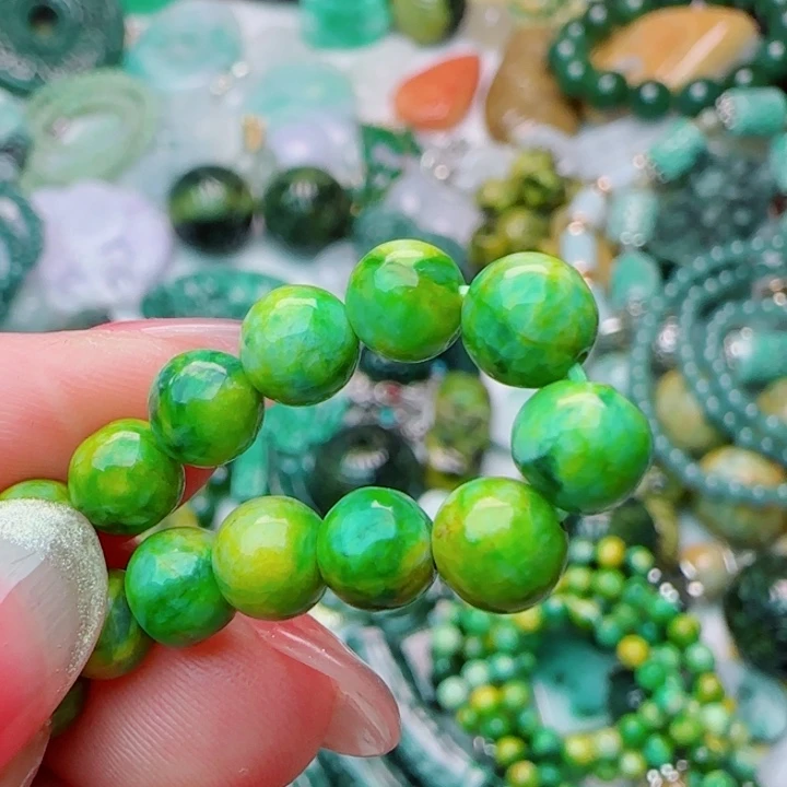 翡翠未镶嵌颈饰哼天然A货