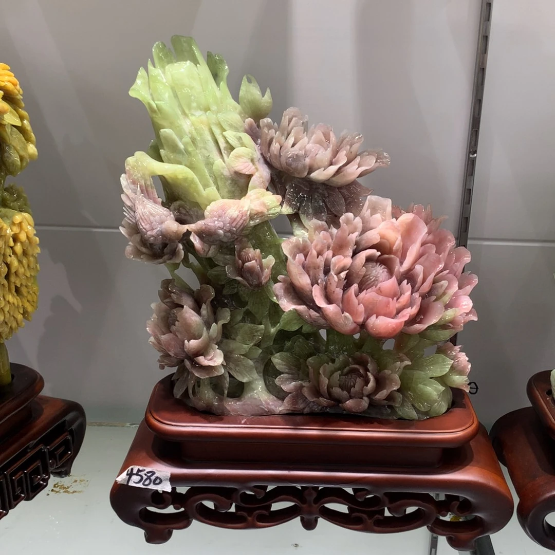 用***8玉家居摆件手工雕刻