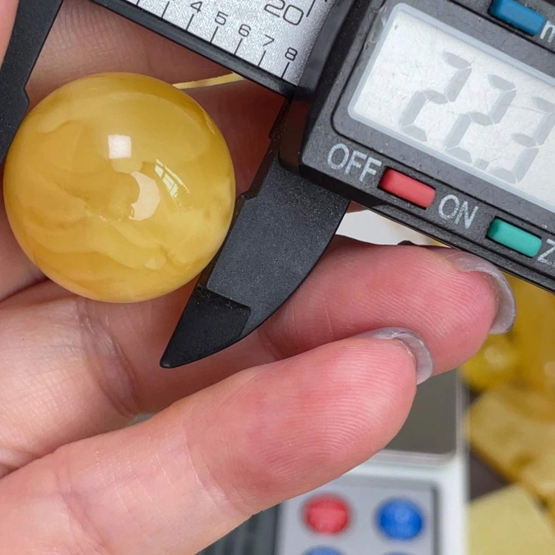 未镶嵌琥珀裸石蜜蜡475