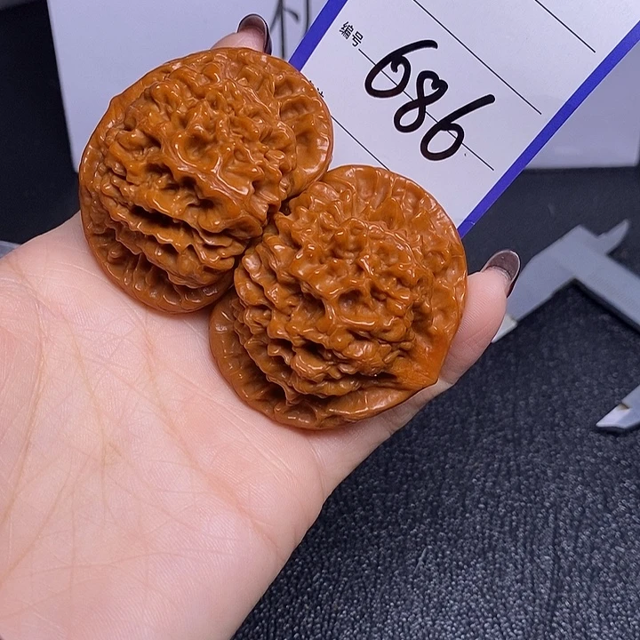 文玩核桃把件686/51官帽