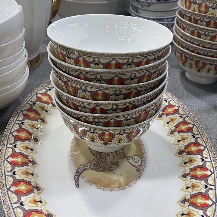 陶摆件6个饭碗1个鱼盘