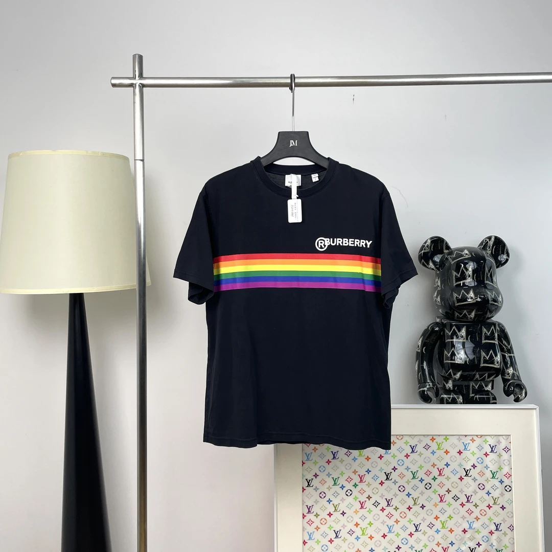 99新 BURBERRY/博柏利 4492/Burberry 彩虹条纹印花短袖