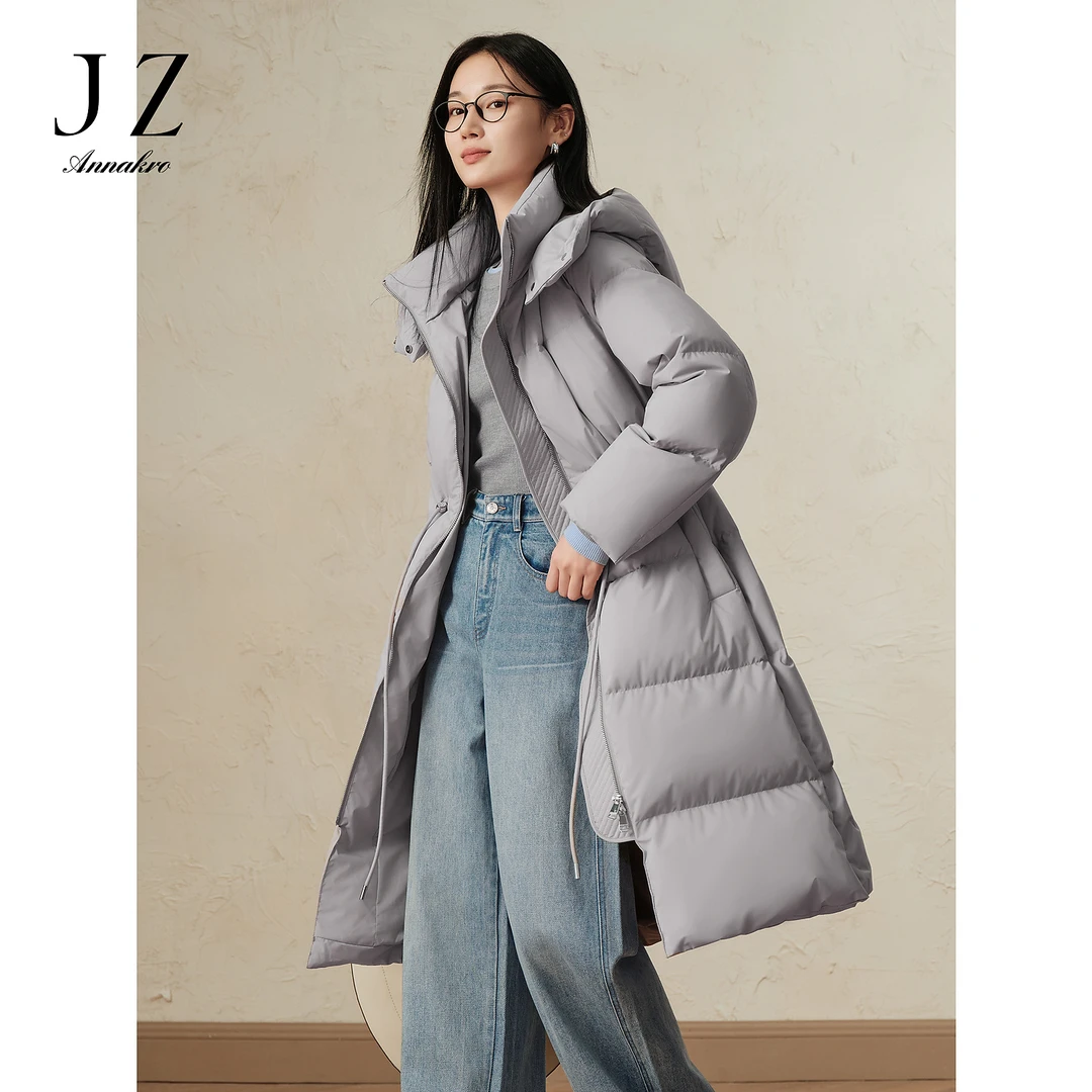 【小余专属】玖姿·安娜蔻JTED03147拉链帽领保暖鸭绒收腰长羽绒女