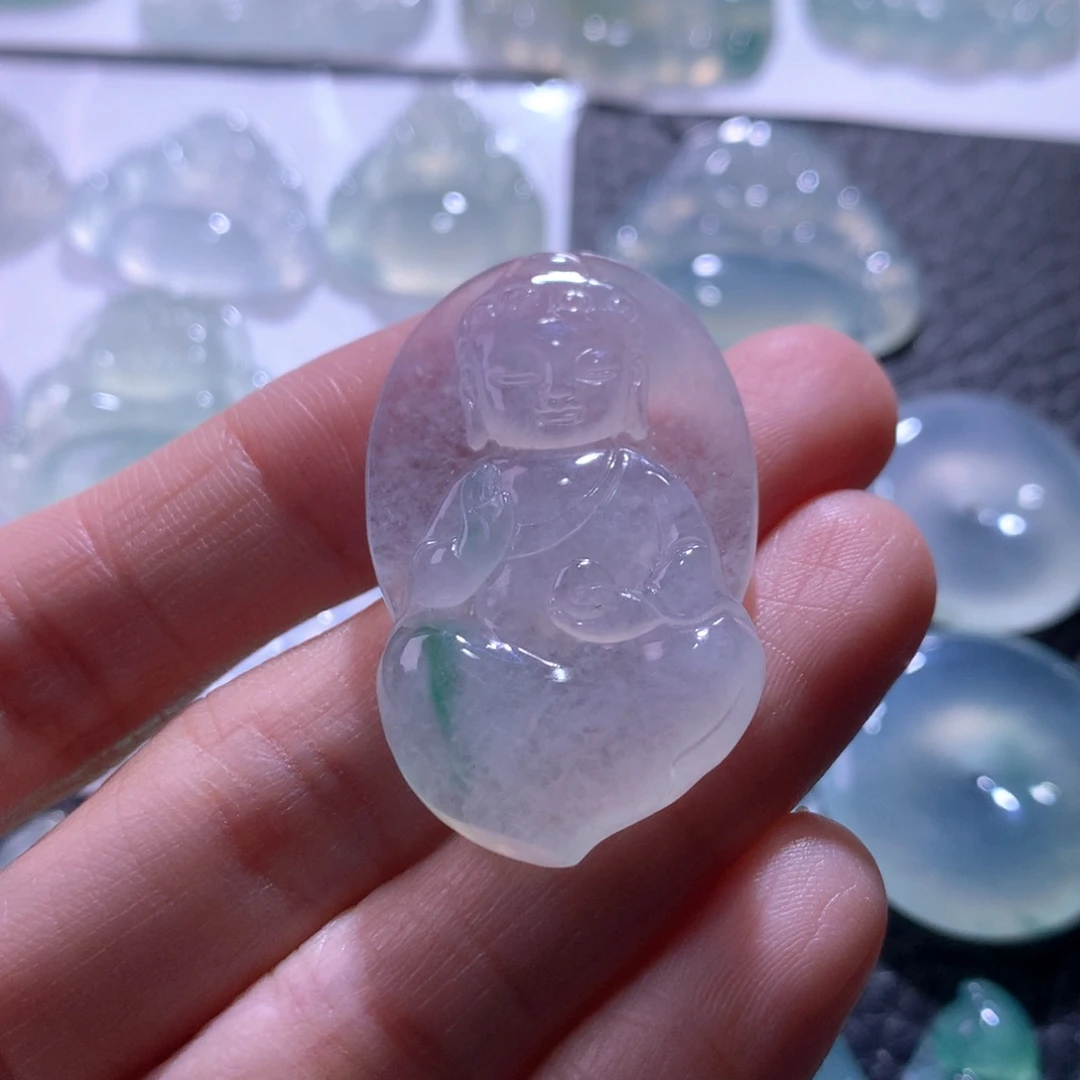 翡翠未镶嵌颈饰宝宝佛