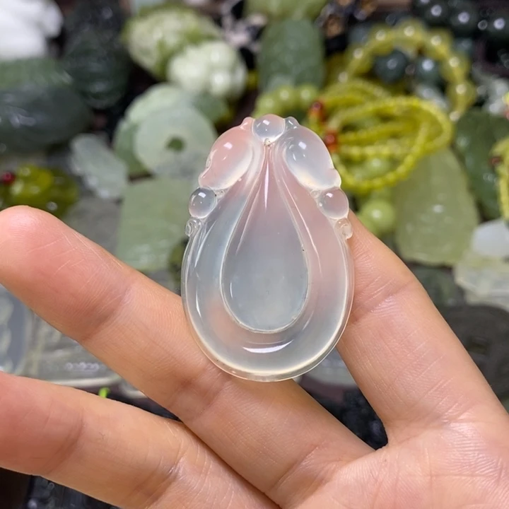 岫玉未镶嵌岫玉颈饰
