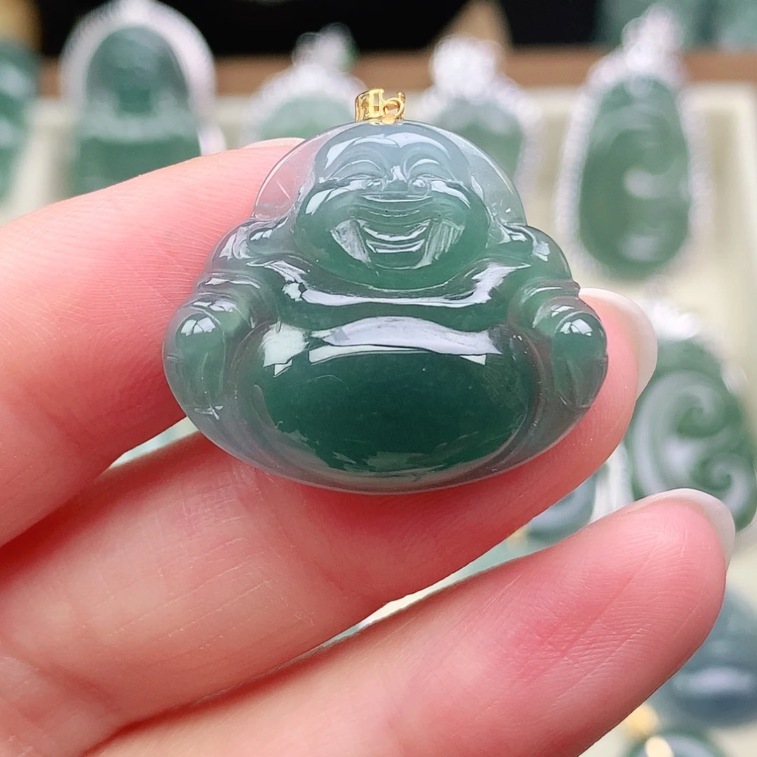 翡翠18K金镶嵌颈饰吊坠