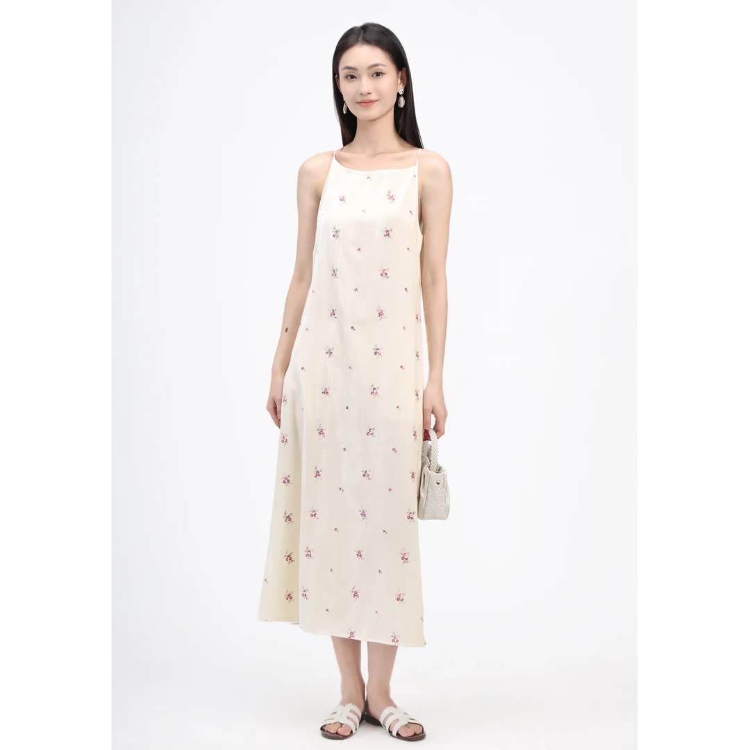 矝羽轩【花影】早秋新中式重工刺绣丝绒吊带裙氛围感冬季连衣裙