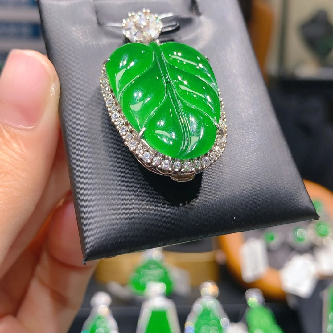 【闪购商品】翡翠银S925镶嵌颈饰4柒姐