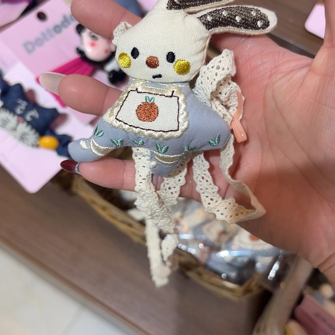非金属布艺蓝色兔子