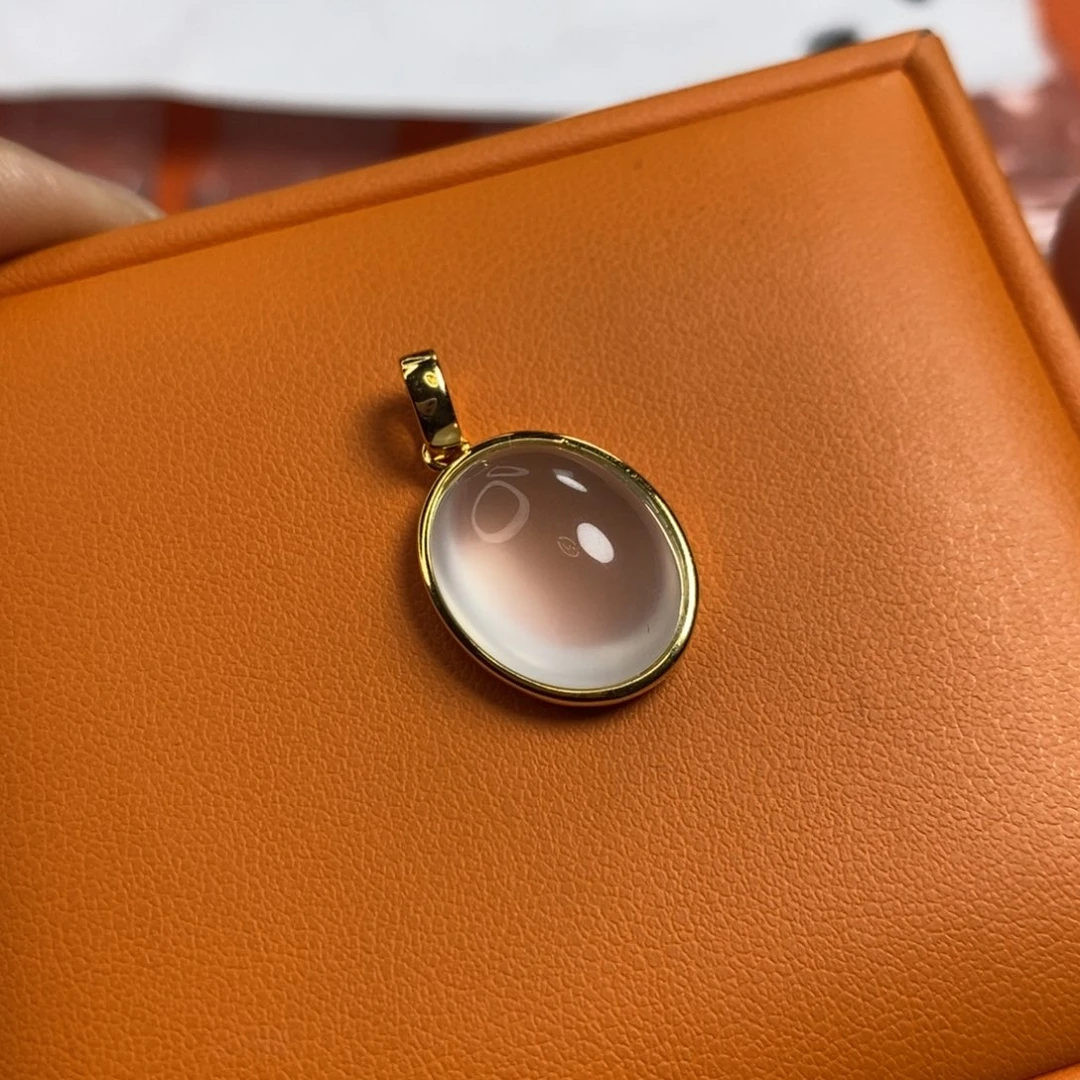 石英质玉蛋面吊坠未镶嵌