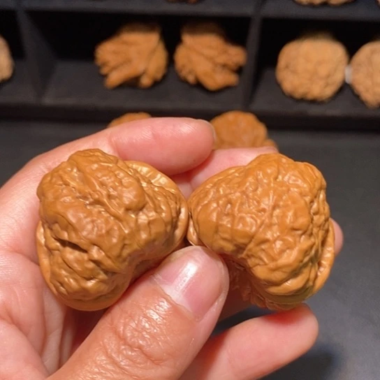 把件核桃35蛤蟆头