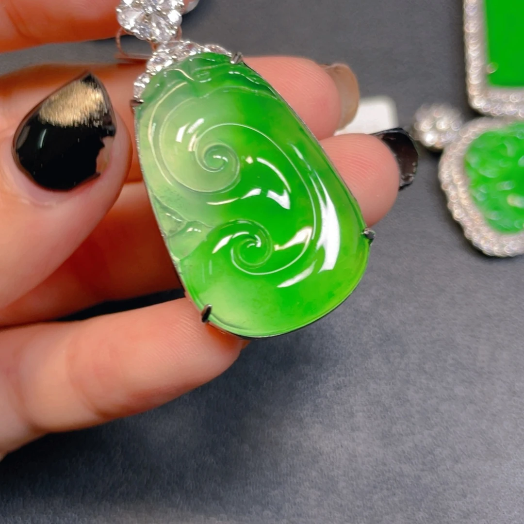 翡翠银S925镶嵌挂件kjl