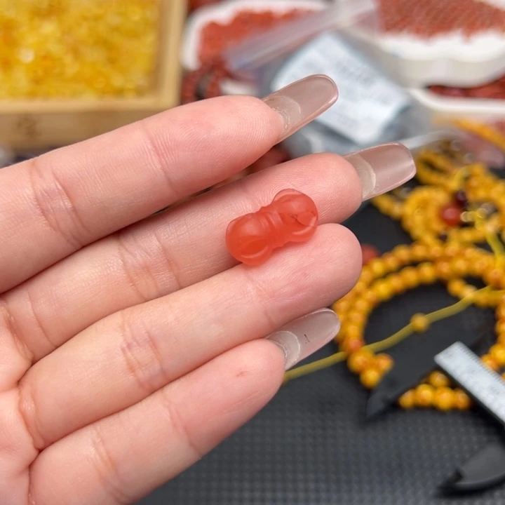 颈饰合金南红玛瑙
