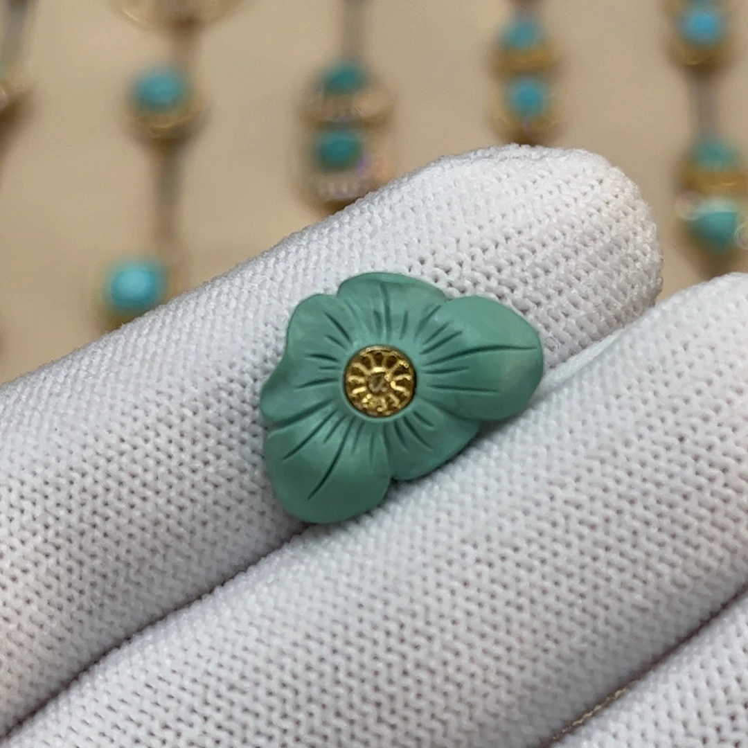 未镶嵌绿松石珠宝奇石山茶花