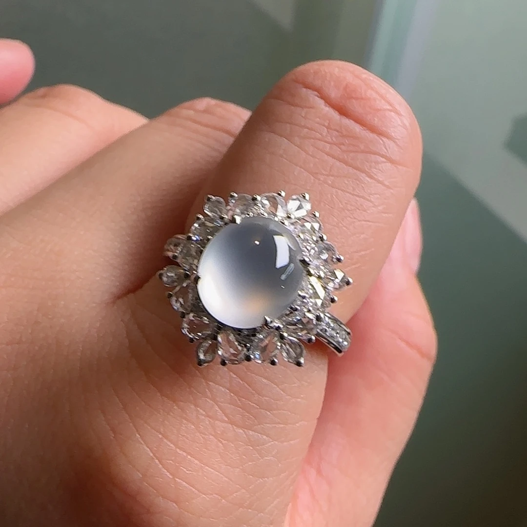 翡翠18K金镶嵌戒指天然翡翠