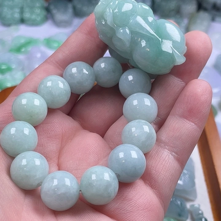 盛***楼翡翠未镶嵌颈饰皮休+珠串