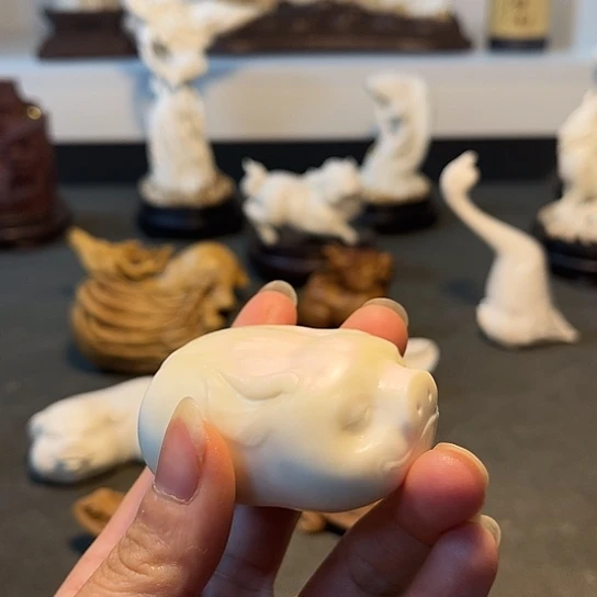 喜***型鹿骨把件小猪手把件手工