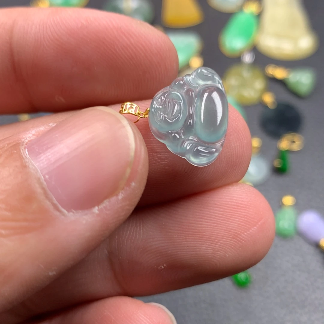 【闪购商品】颈饰18K金镶嵌翡翠翡翠