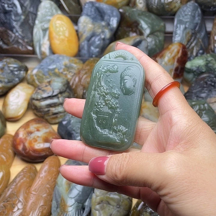 和田玉未镶嵌挂件